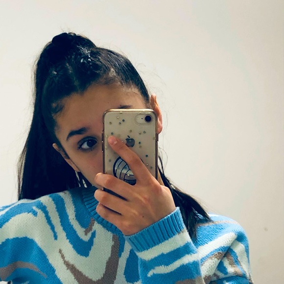 Meet the Posher Other - Meet your Posher, Aubrey